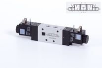 Ventil 5/3PC G1/8 elektrický střední poloha pod tlakem