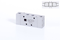 Ventil 5/3OC G1/8 pneumatický střední poloha otevřena